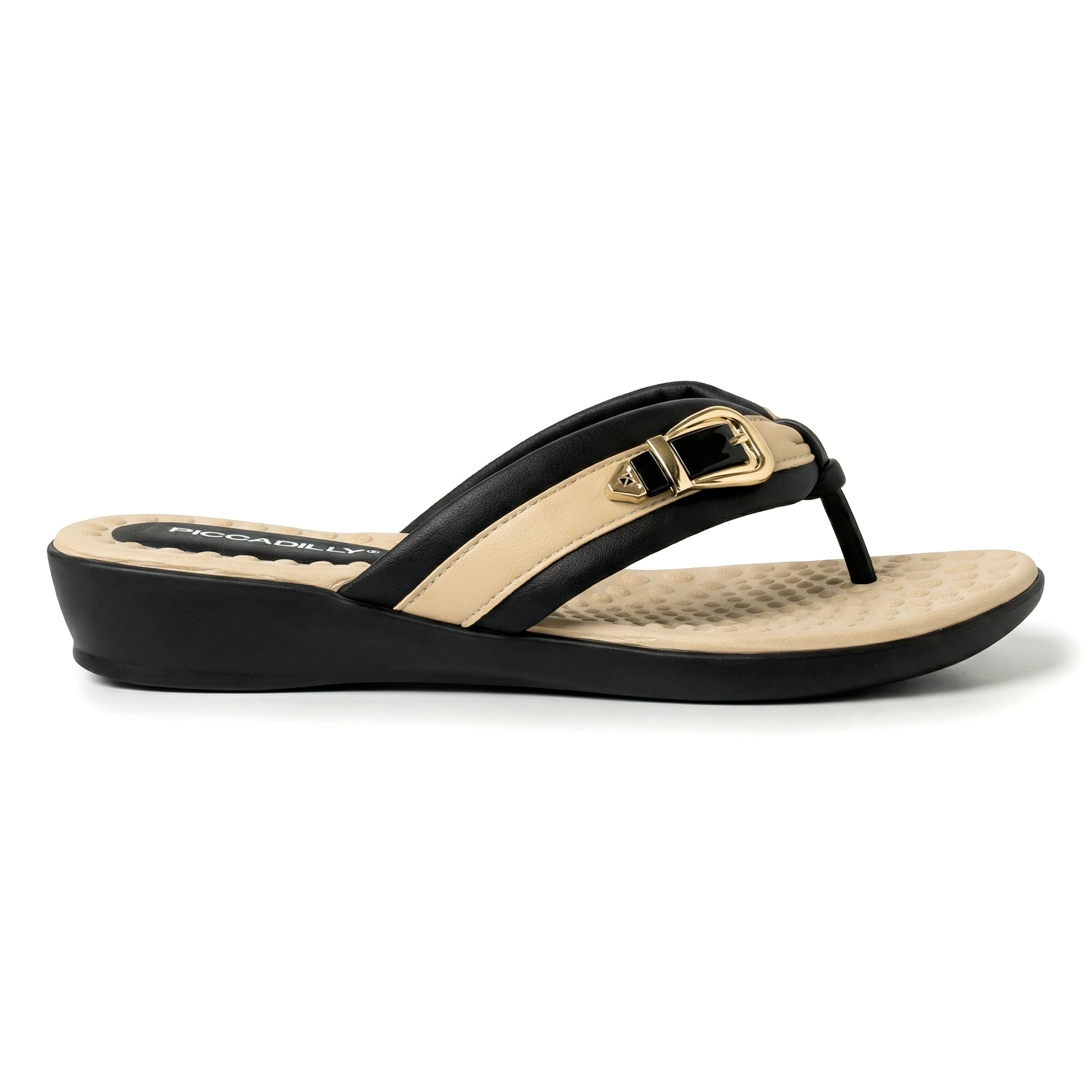 Chinelo Camila Preto com Brule